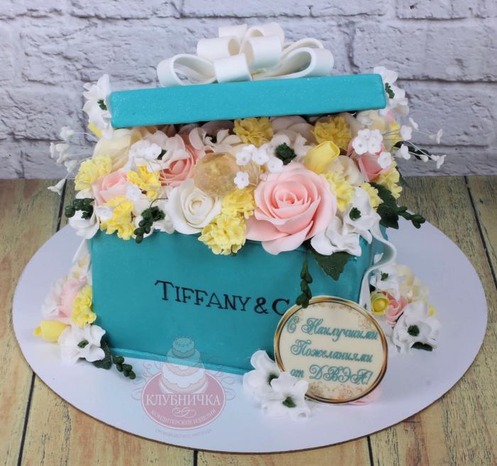 Торт на заказ "Тиффани" 2000руб/кг+ 3500 руб сахарные цветы